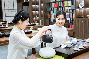 茶艺师leyu官方网站_乐鱼leyu（中国）
